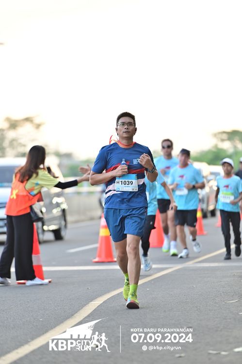 Race photo from KBP City Run 2024