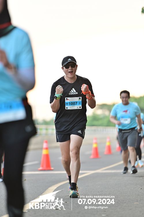Race photo from KBP City Run 2024