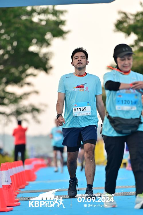 Race photo from KBP City Run 2024