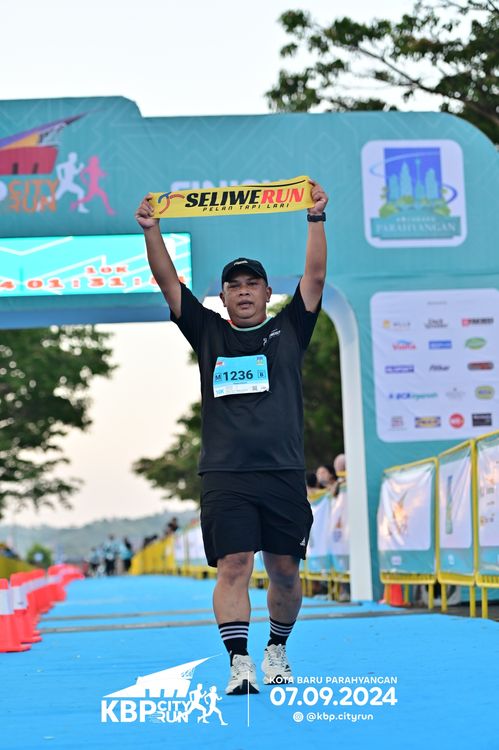 Race photo from KBP City Run 2024