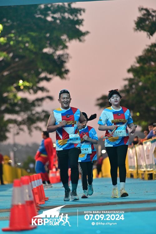 Race photo from KBP City Run 2024