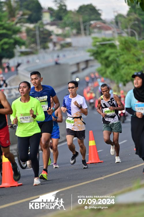 Race photo from KBP City Run 2024