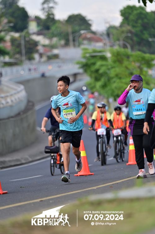 Race photo from KBP City Run 2024