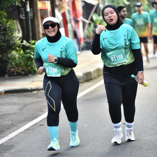 Race photo from BAUR RUN 2025