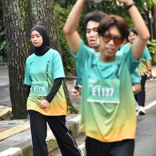 Race photo from BAUR RUN 2025