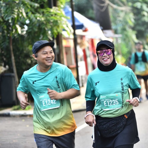 Race photo from BAUR RUN 2025
