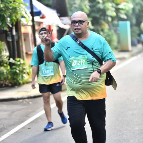 Race photo from BAUR RUN 2025