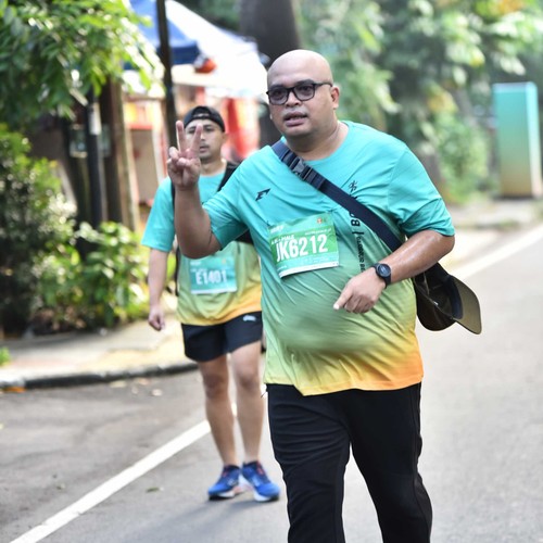 Race photo from BAUR RUN 2025