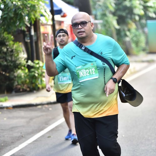 Race photo from BAUR RUN 2025