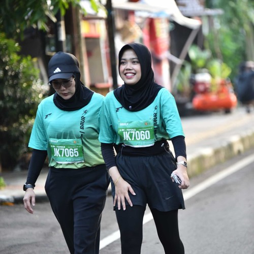 Race photo from BAUR RUN 2025