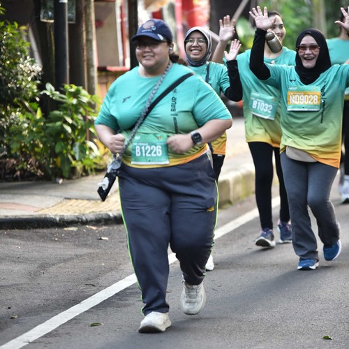 Race photo from BAUR RUN 2025