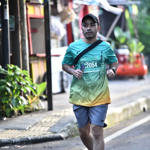 Race photo from BAUR RUN 2025
