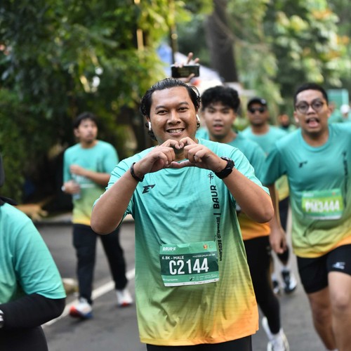 Race photo from BAUR RUN 2025