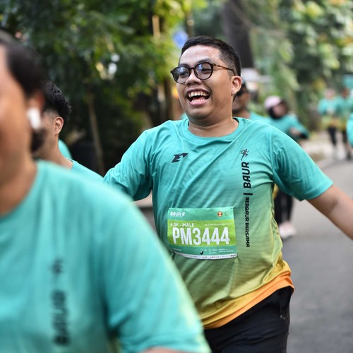 Race photo from BAUR RUN 2025