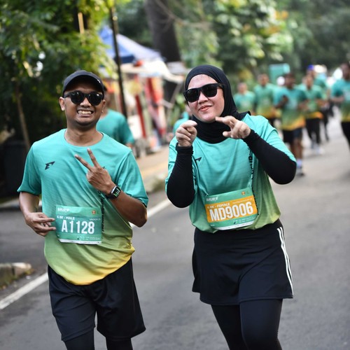 Race photo from BAUR RUN 2025