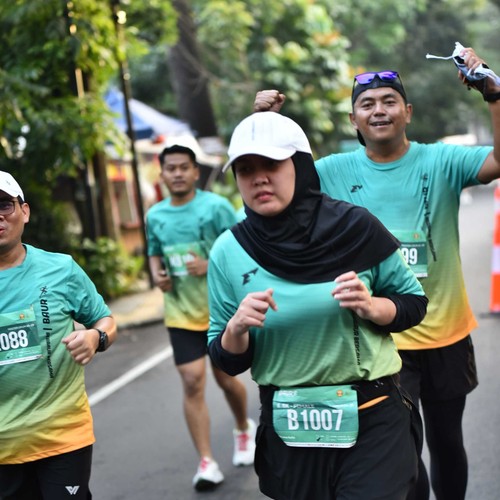 Race photo from BAUR RUN 2025