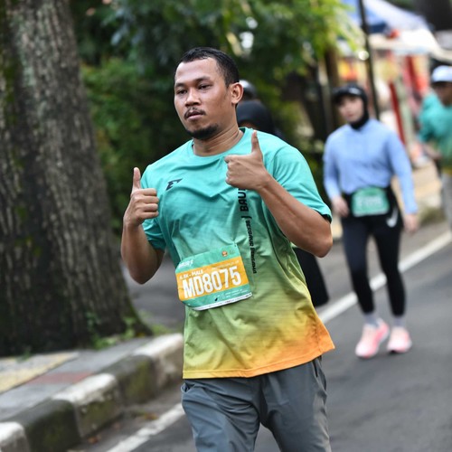 Race photo from BAUR RUN 2025