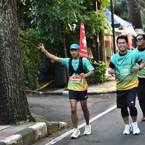 Race photo from BAUR RUN 2025