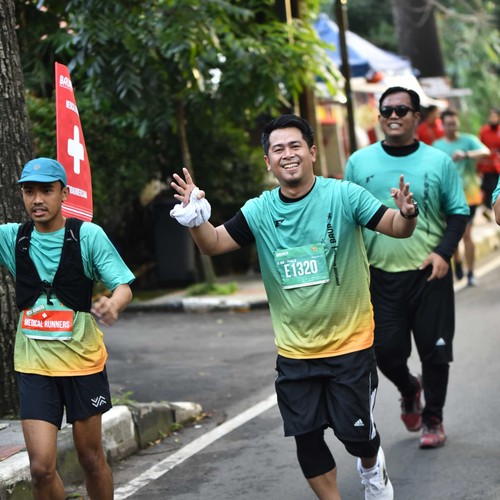 Race photo from BAUR RUN 2025