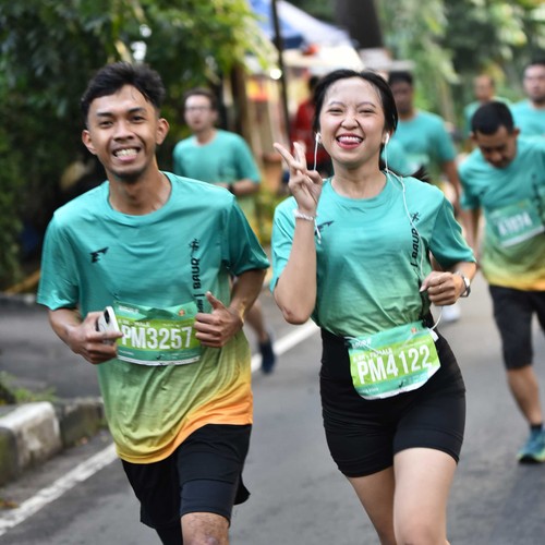Race photo from BAUR RUN 2025