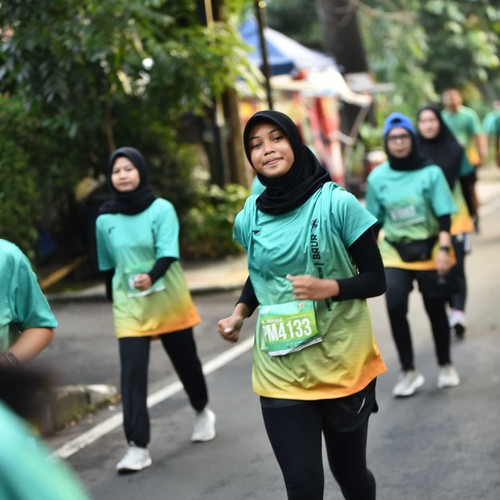 Race photo from BAUR RUN 2025