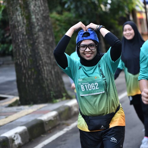Race photo from BAUR RUN 2025