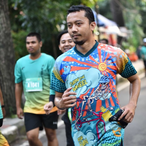 Race photo from BAUR RUN 2025