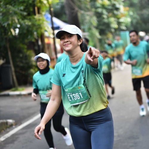 Race photo from BAUR RUN 2025