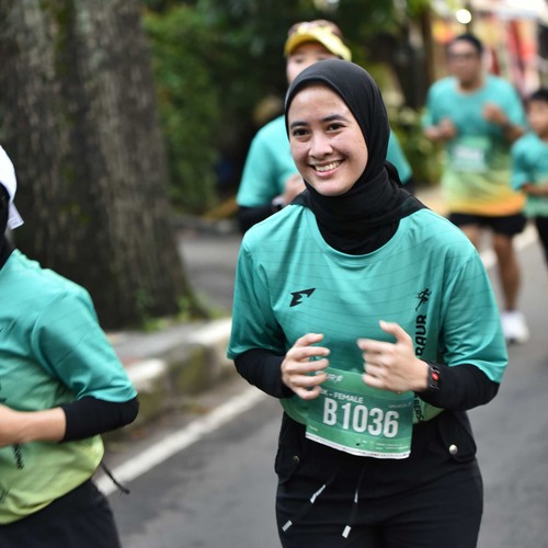Race photo from BAUR RUN 2025
