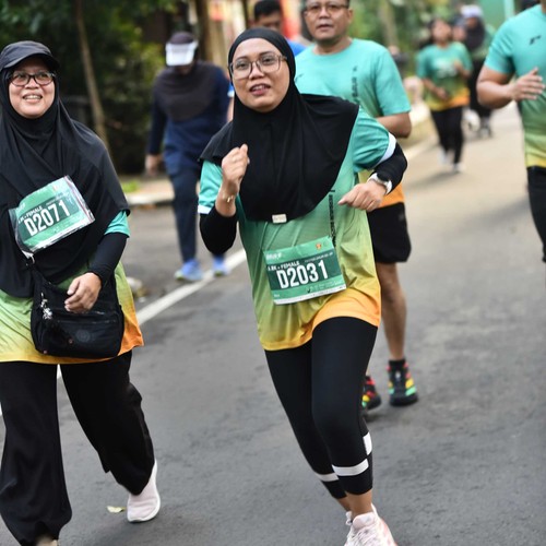 Race photo from BAUR RUN 2025
