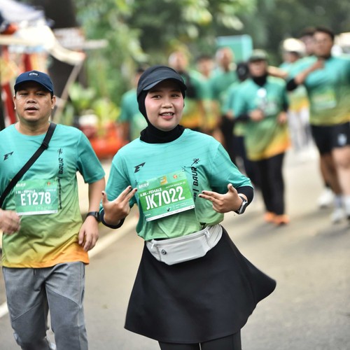 Race photo from BAUR RUN 2025