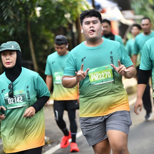 Race photo from BAUR RUN 2025