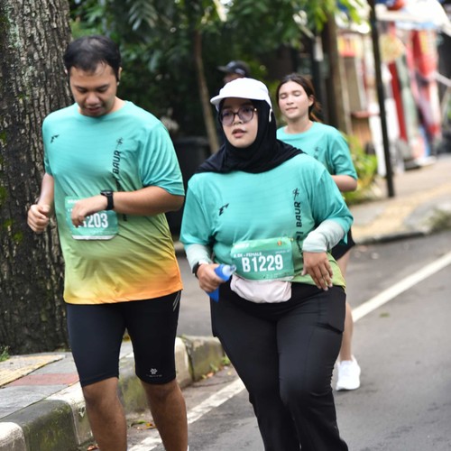 Race photo from BAUR RUN 2025
