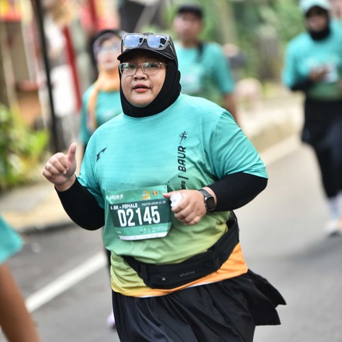 Race photo from BAUR RUN 2025