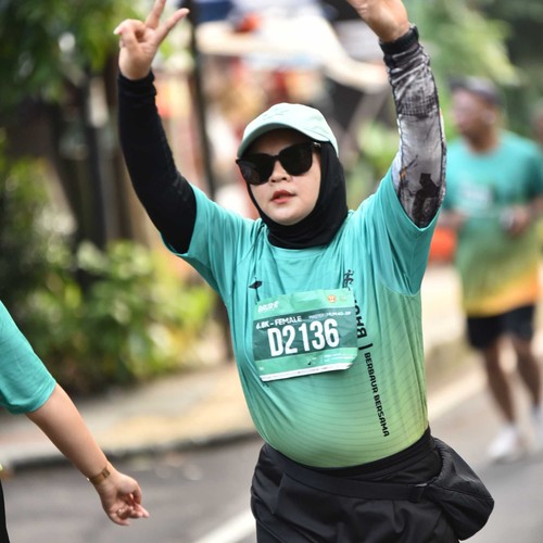 Race photo from BAUR RUN 2025