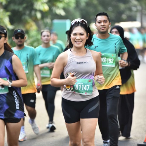 Race photo from BAUR RUN 2025