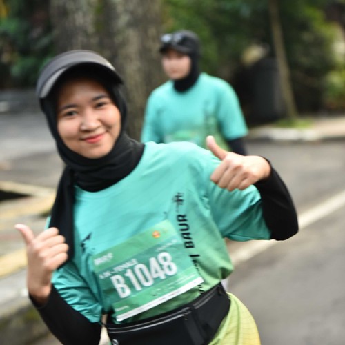 Race photo from BAUR RUN 2025