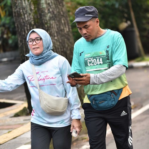 Race photo from BAUR RUN 2025