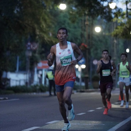 Race photo from BAUR RUN 2025