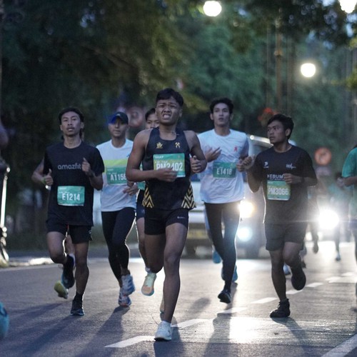 Race photo from BAUR RUN 2025