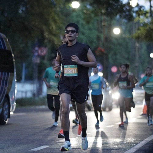 Race photo from BAUR RUN 2025