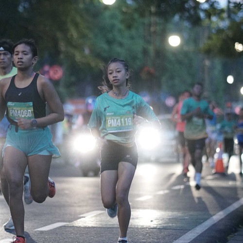 Race photo from BAUR RUN 2025
