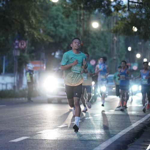 Race photo from BAUR RUN 2025