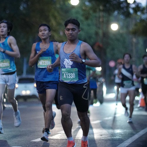 Race photo from BAUR RUN 2025