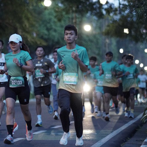Race photo from BAUR RUN 2025