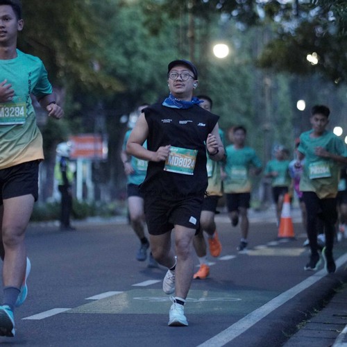 Race photo from BAUR RUN 2025