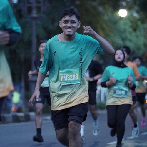 Race photo from BAUR RUN 2025