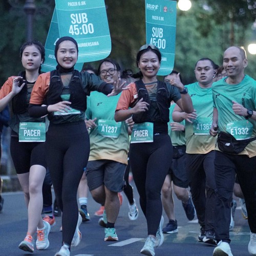 Race photo from BAUR RUN 2025