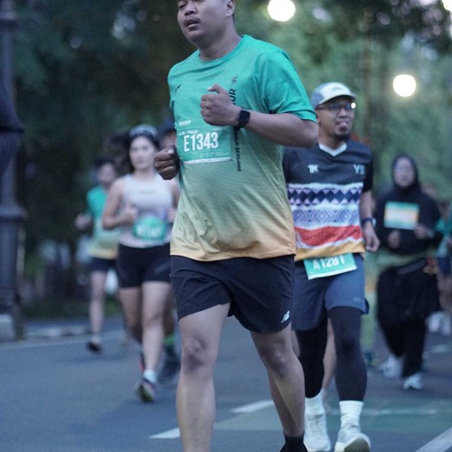 Race photo from BAUR RUN 2025