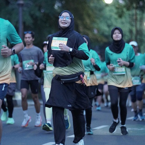 Race photo from BAUR RUN 2025